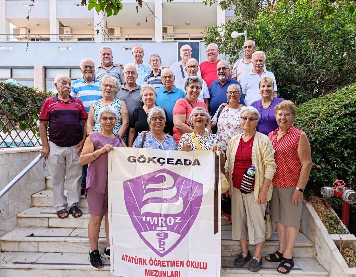 56 YILLIK HASRETİ KUŞADASI&rsquo;NDA GİDERDİLER