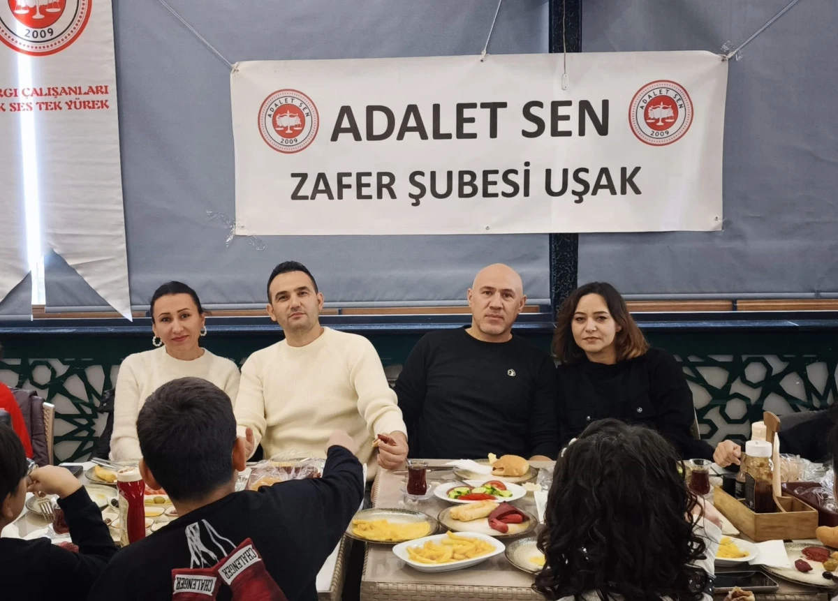 Adalet Sen Zafer Şubesi Uşak’tan Yargı Çalışanları Günü’nde Kahvaltı Organizasyonu