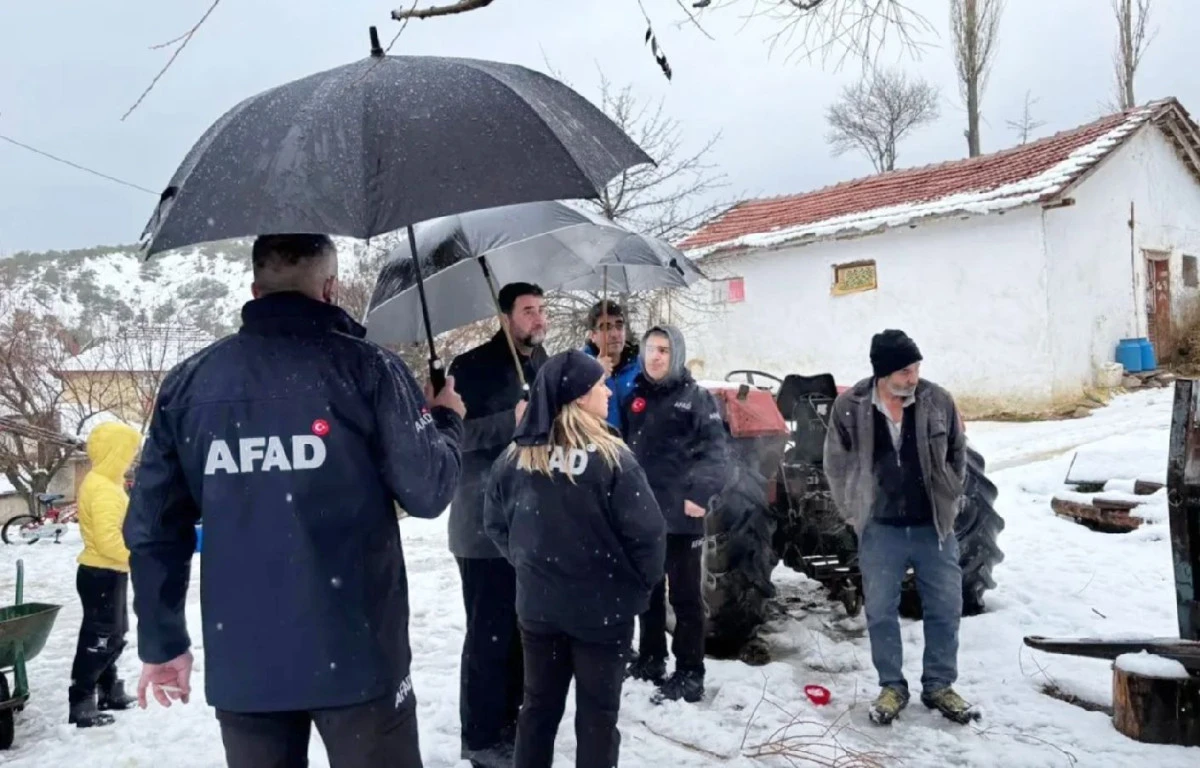 AFET RİSKİ OLAN K&Ouml;YLER İNCELENDİ