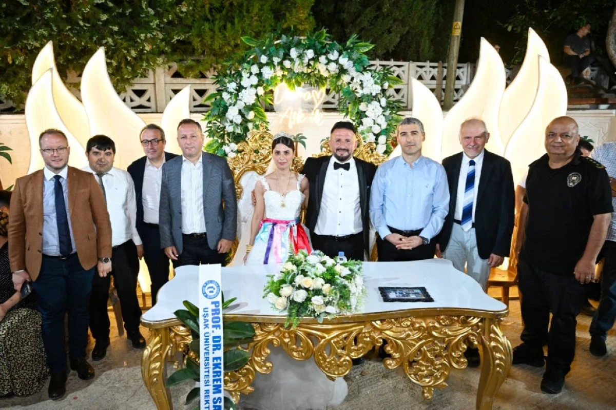 AKIN YENİCELİ SON KOŞUSUNU EVLİLİĞE YAPTI