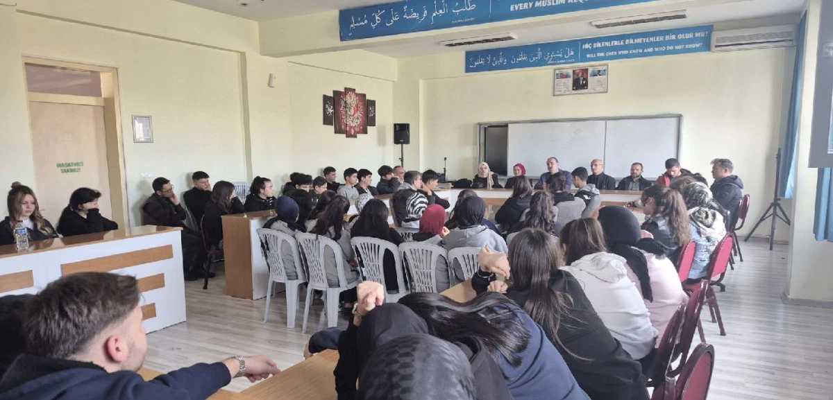 BANAZ İLÇE MÜFTÜLÜĞÜ İLE İMAM HATİP LİSESİ ARASINDA İŞBİRLİĞİ PROTOKOLÜ