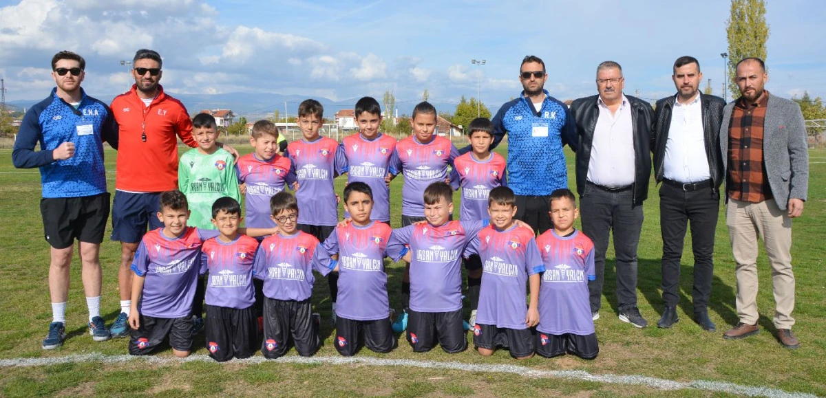 BANAZSPOR İLK U11 SINAVINDA UŞAKSPOR İLE BERABERE KALDI