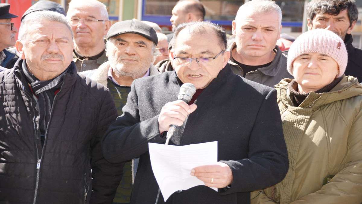 BU SİYASİ OPERASYONU ASLA KABUL ETMİYORUZ