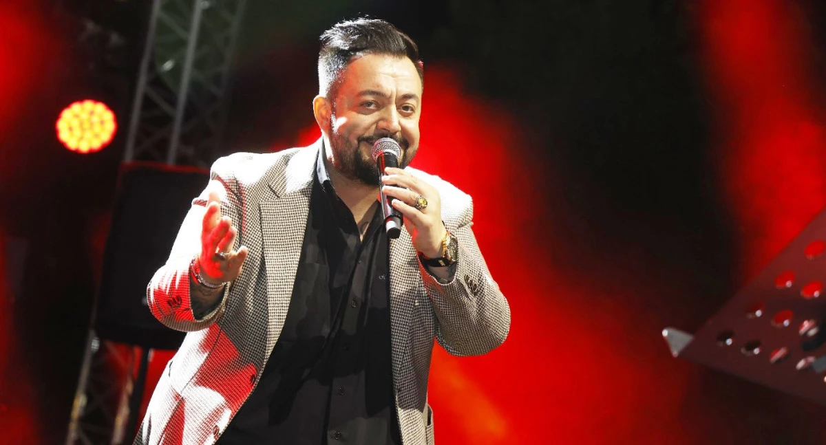 GENÇLER FESTİVALDE EĞLENCEYE DOYDU