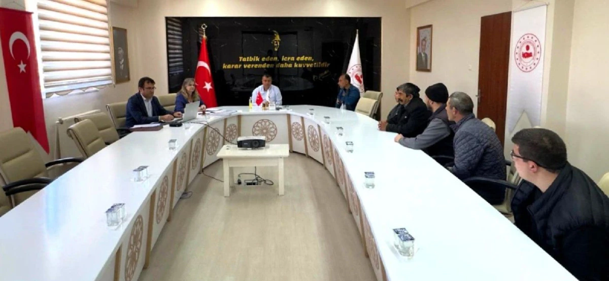 HALK G&Uuml;N&Uuml; TOPLANTILARI DEVAM EDİYOR