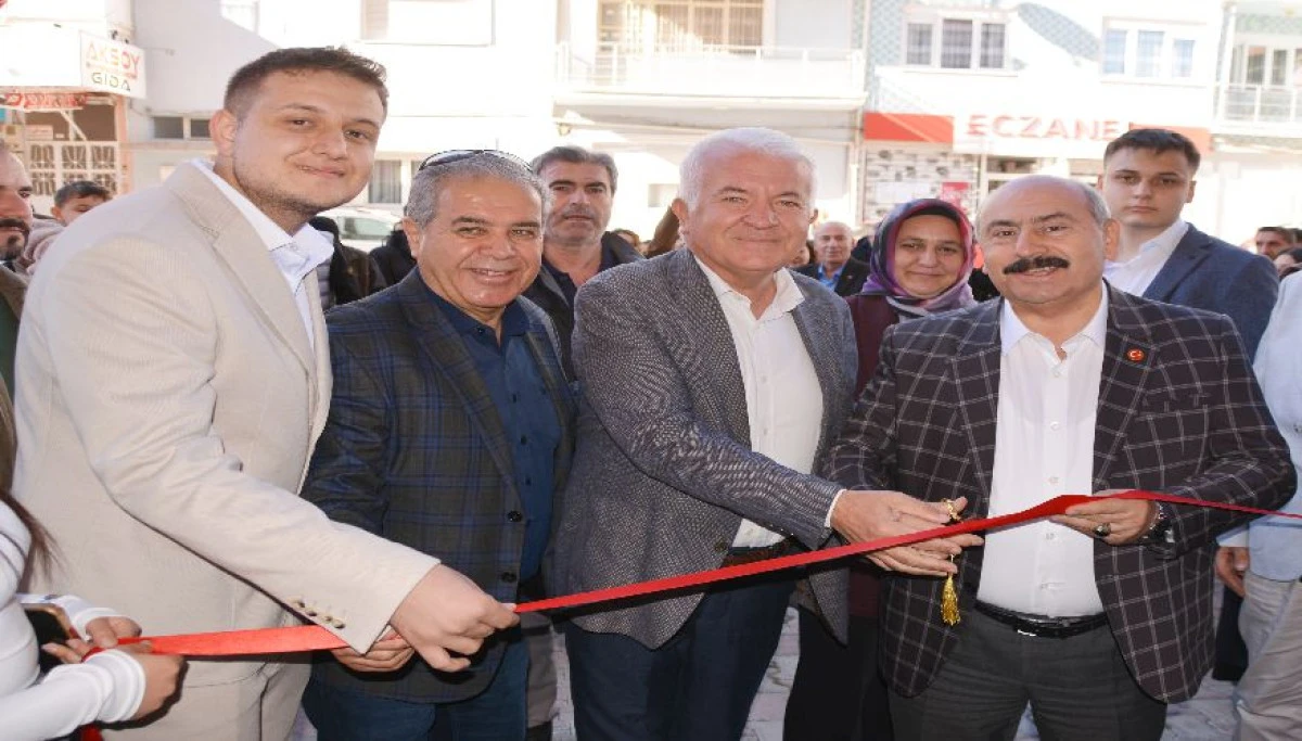 İLÇEMİZDE YENİ BİR ECZANE DAHA HİZMETE GİRDİ