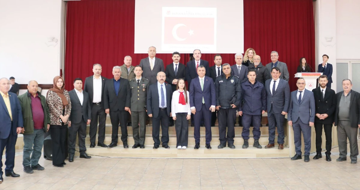 İSTİKLAL MARŞI&rsquo;NIN KABUL&Uuml; T&Ouml;RENİ YAPILDI