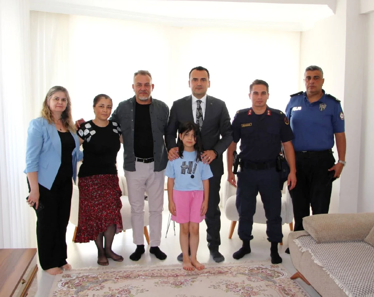KAYMAKAM &Ccedil;ELİK&rsquo;TEN ŞEHİT AİLESİ VE GAZİYE ANLAMLI ZİYARET