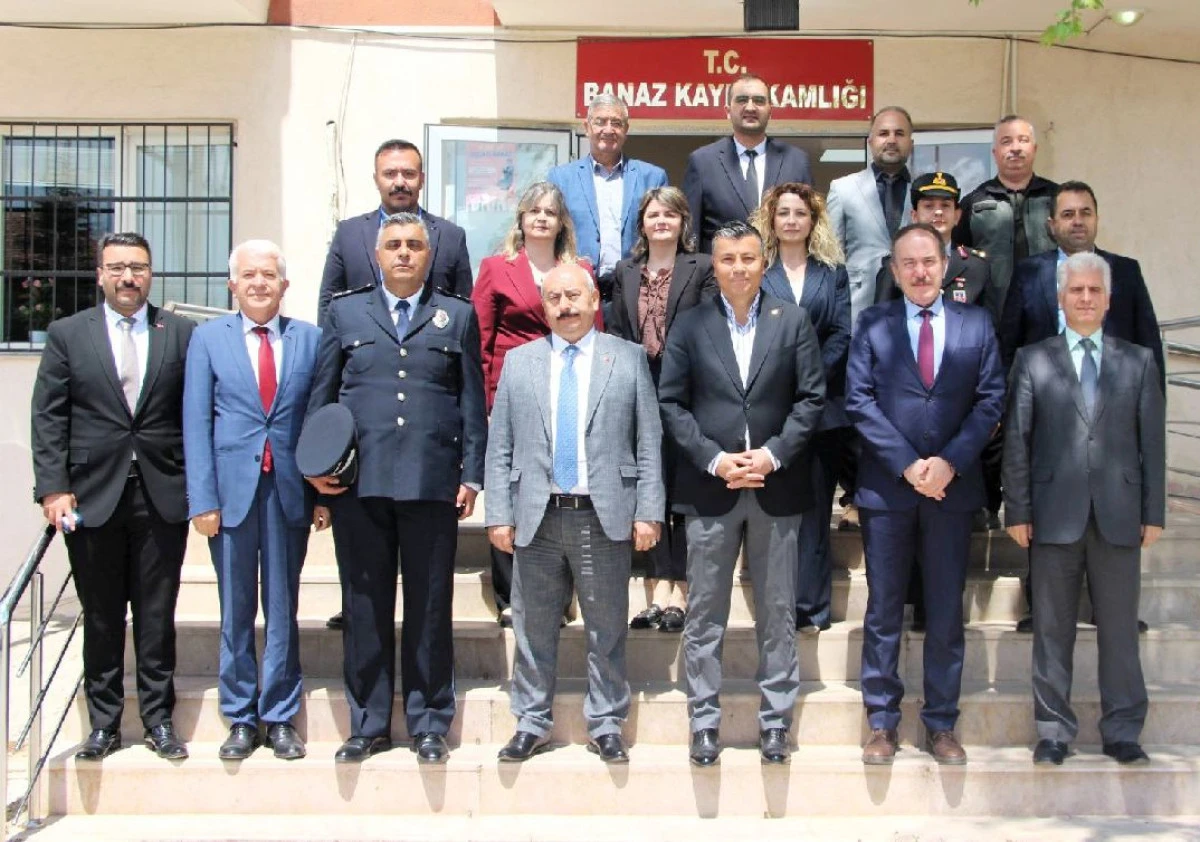 KAYMAKAMLIKTA BAYRAMLAŞMA