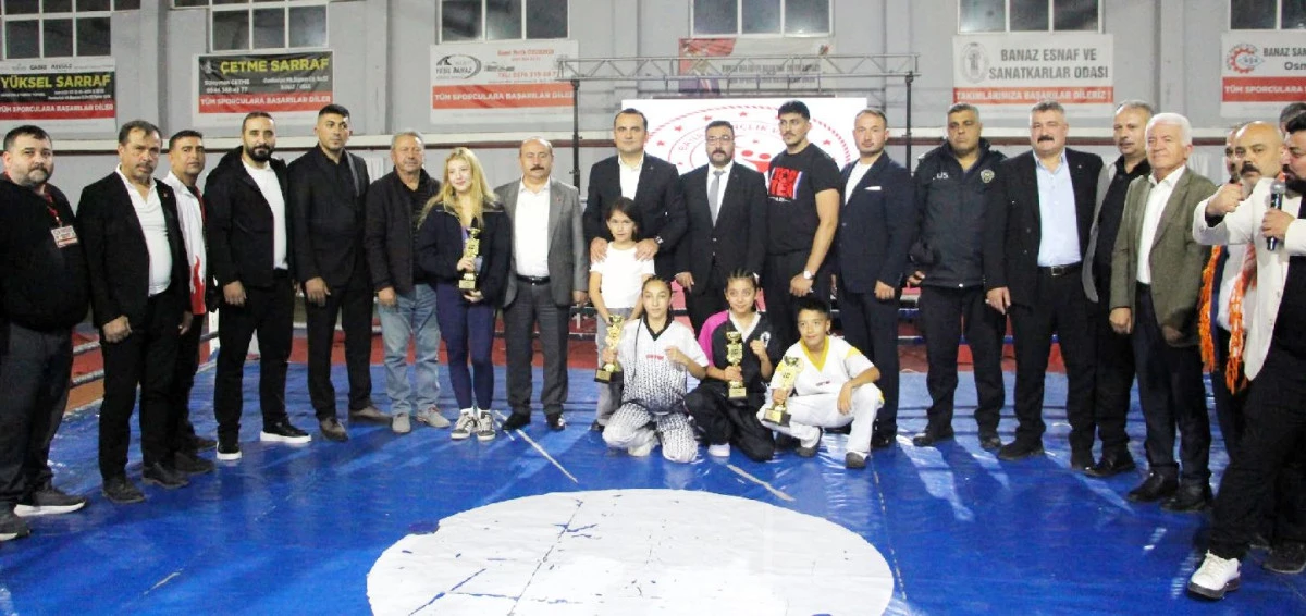 KİCK BOKS GALA GECESİ D&Uuml;ZENLENDİ