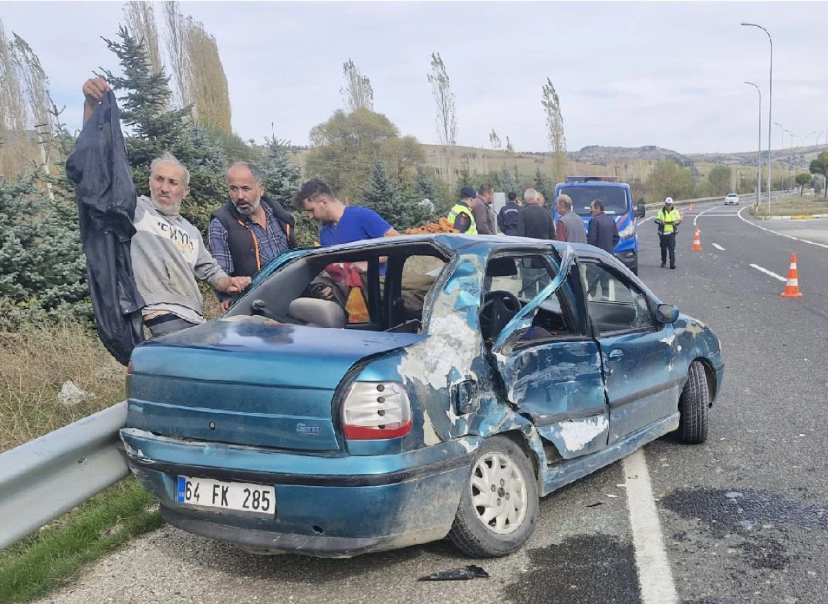 OTURAK KAVŞAĞINDA KAZALAR BİTMİYOR