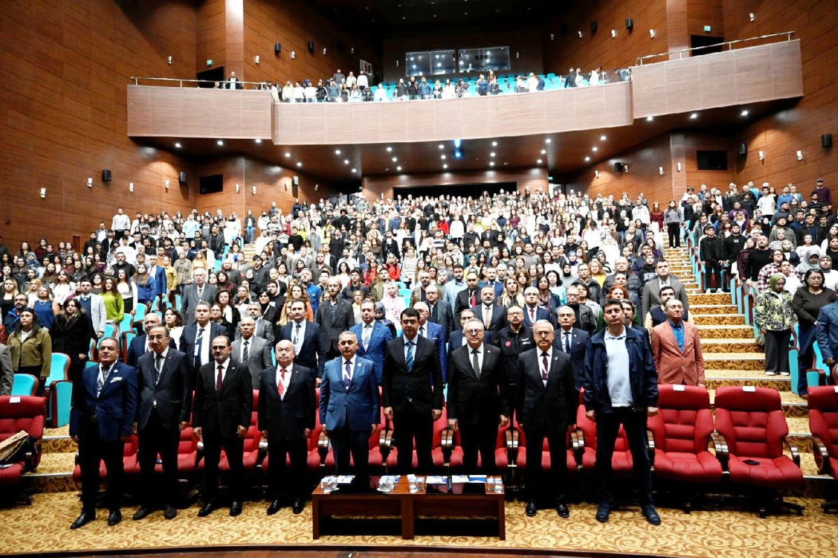 S&Uuml;RD&Uuml;R&Uuml;LEBİLİR ENERJİ &Ccedil;ALIŞTAYI UŞAK&rsquo;TA BAŞLADI