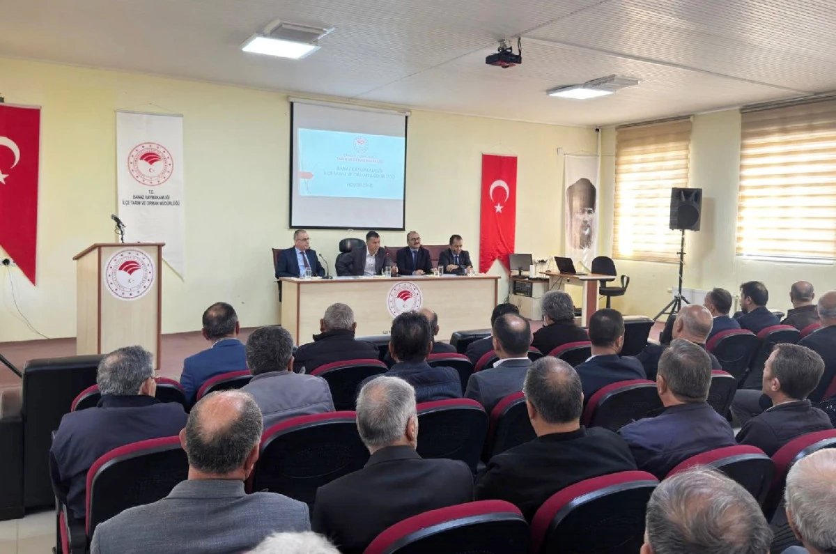 TÜİK, BANAZ’DA MUHTARLARLA BİR ARAYA GELDİ