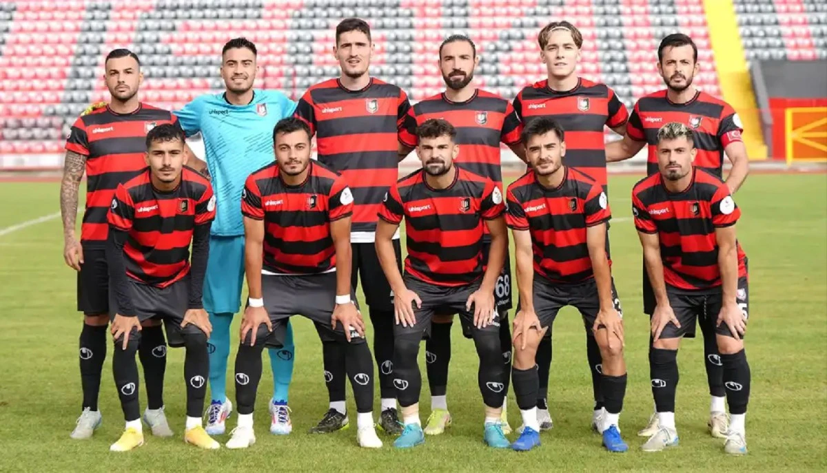 UŞAKSPOR’DA BÜYÜ BOZULDU