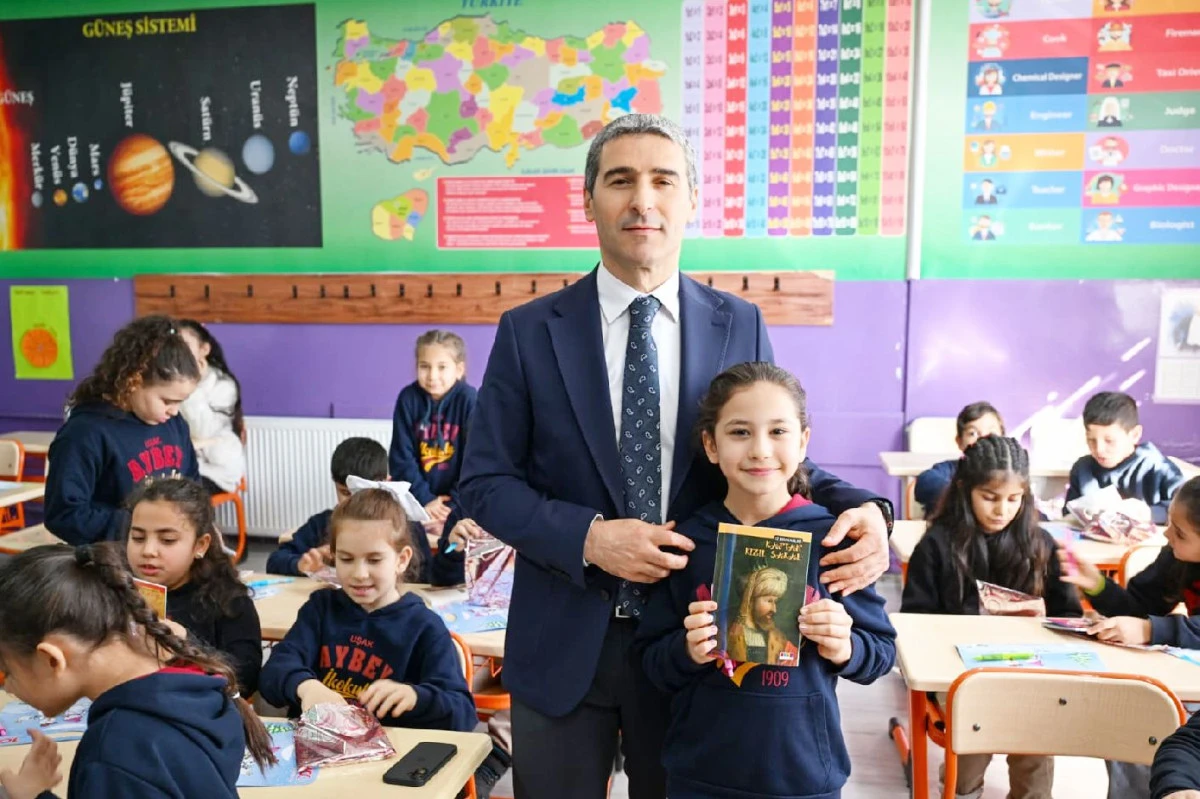 UŞAK&rsquo;TA 63 BİN &Ouml;ĞRENCİ KARNE ALARAK YARIYIL TATİLİNE GİRDİ