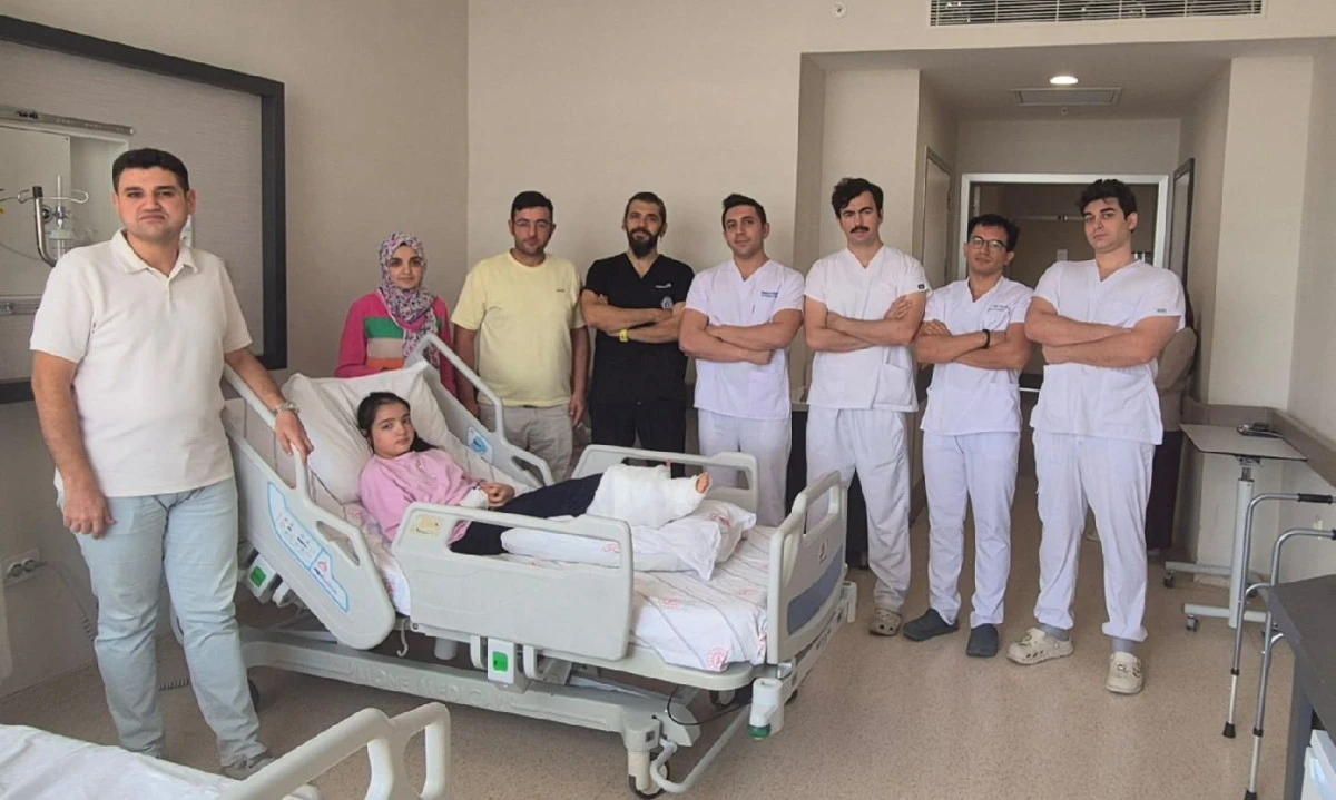 UŞAK&rsquo;TA BİR İLK! TİP 1 DİYABETLİ &Ccedil;OCUK HASTAYA BAŞARILI ORTOPEDİK OPERASYON