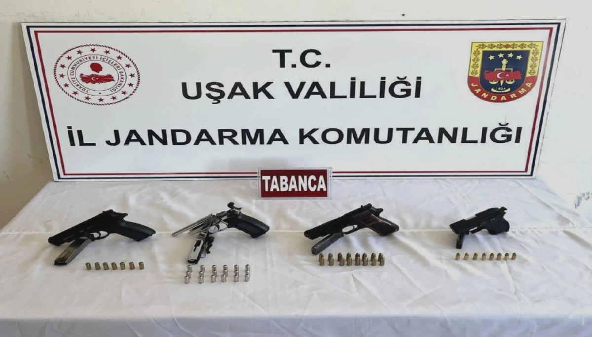 UŞAK&rsquo;TA KA&Ccedil;AK SİLAH OPERASYONU