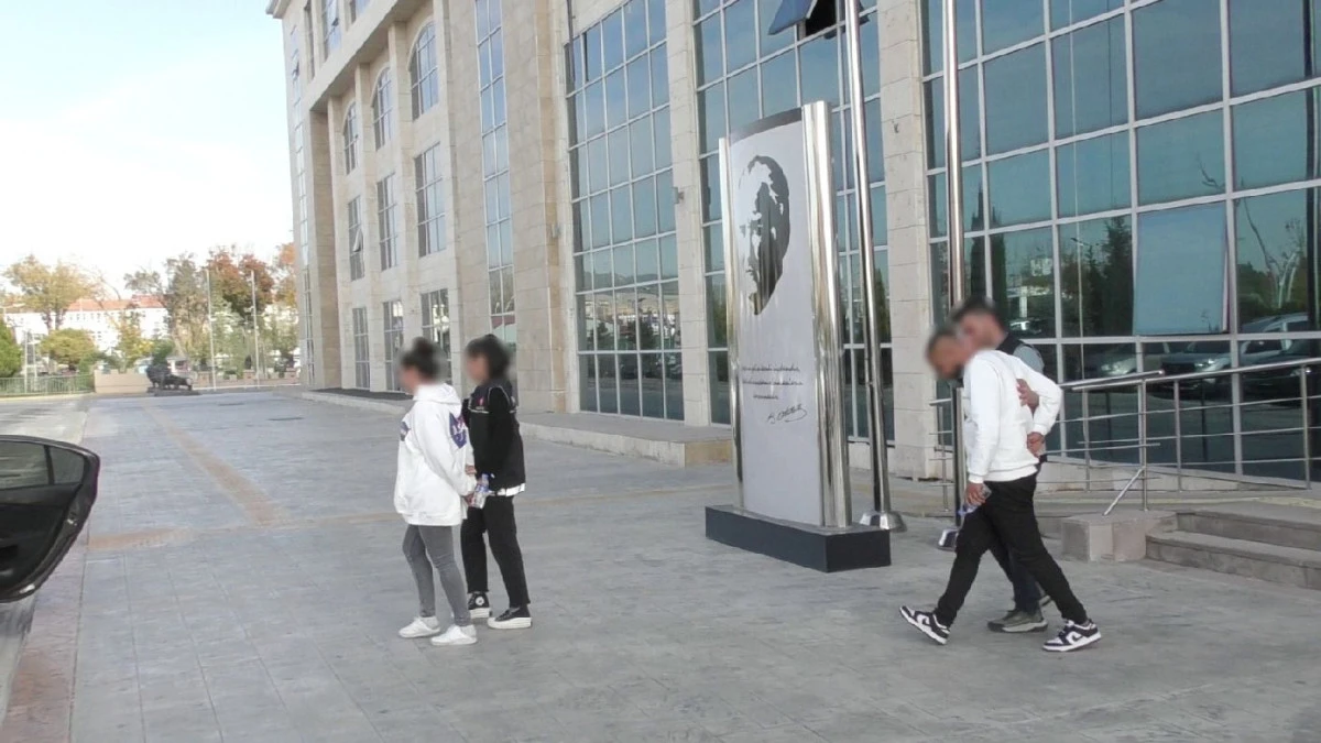 UYUŞTURUCU OPERASYONUNDA 3 ŞÜPHELİ TUTUKLANDI