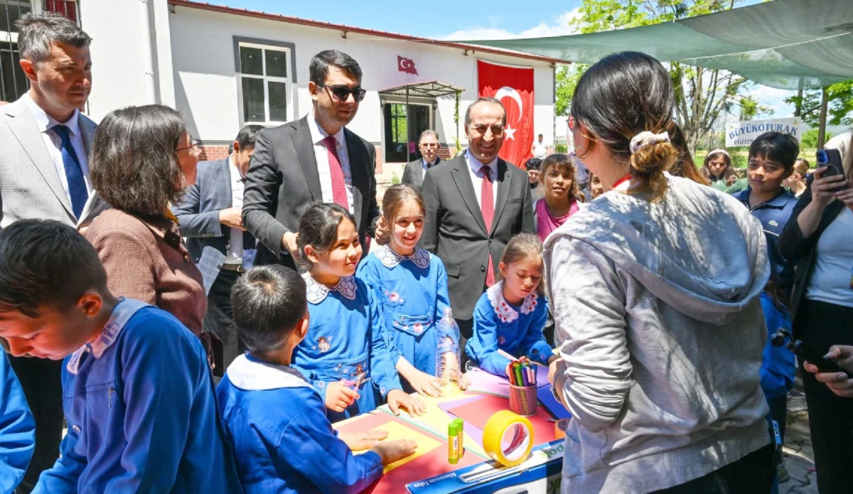 VALİ KARTAL B&Uuml;Y&Uuml;KOTURAK K&Ouml;Y&Uuml;NDE