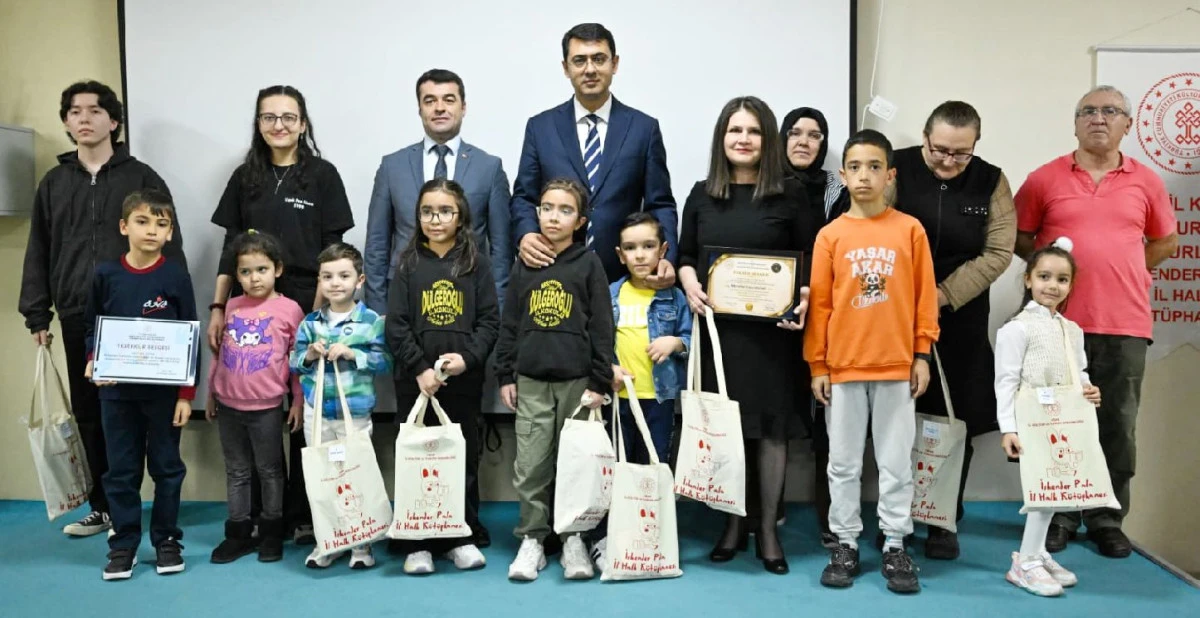 VALİ SERDAR KARTAL, 62. K&Uuml;T&Uuml;PHANE HAFTASI ETKİNLİKLERİNE KATILDI