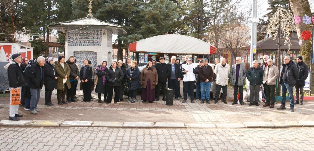 ZAMLARA VE D&Uuml;Ş&Uuml;K GELİRE EMEKLİLERDEN TEPKİ!